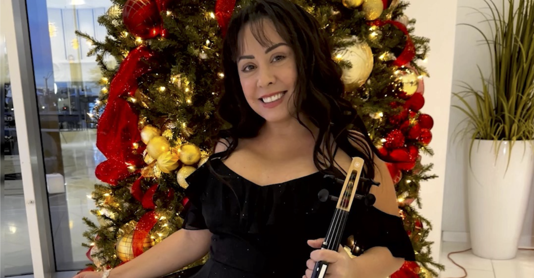 Felicia Zarahoff: Violinist at Blunt Brunch Nationals 